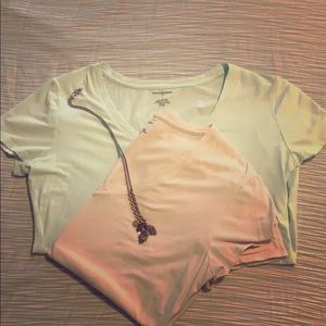 Banana Republic t shirts